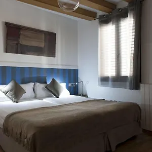 mh-apartments-liceo.catalonia-hotels.com/
